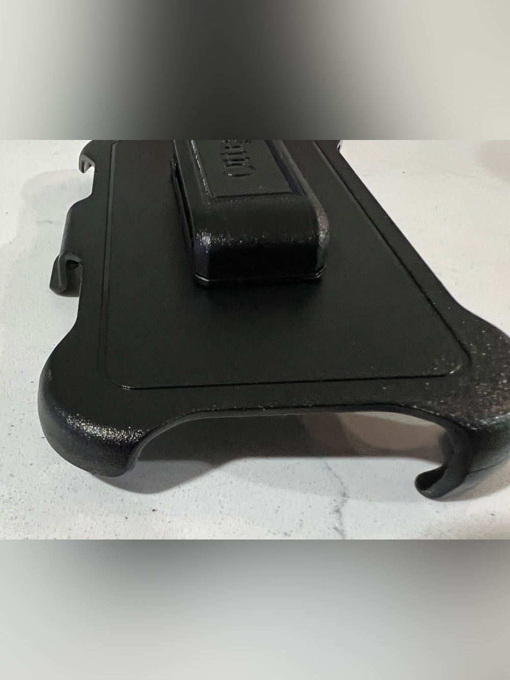 OtterBox iPhone 11 - Picture 9 of 15